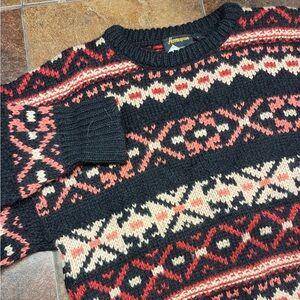 Made in Scotland Wool Men's Black and Red Patterned Sweater